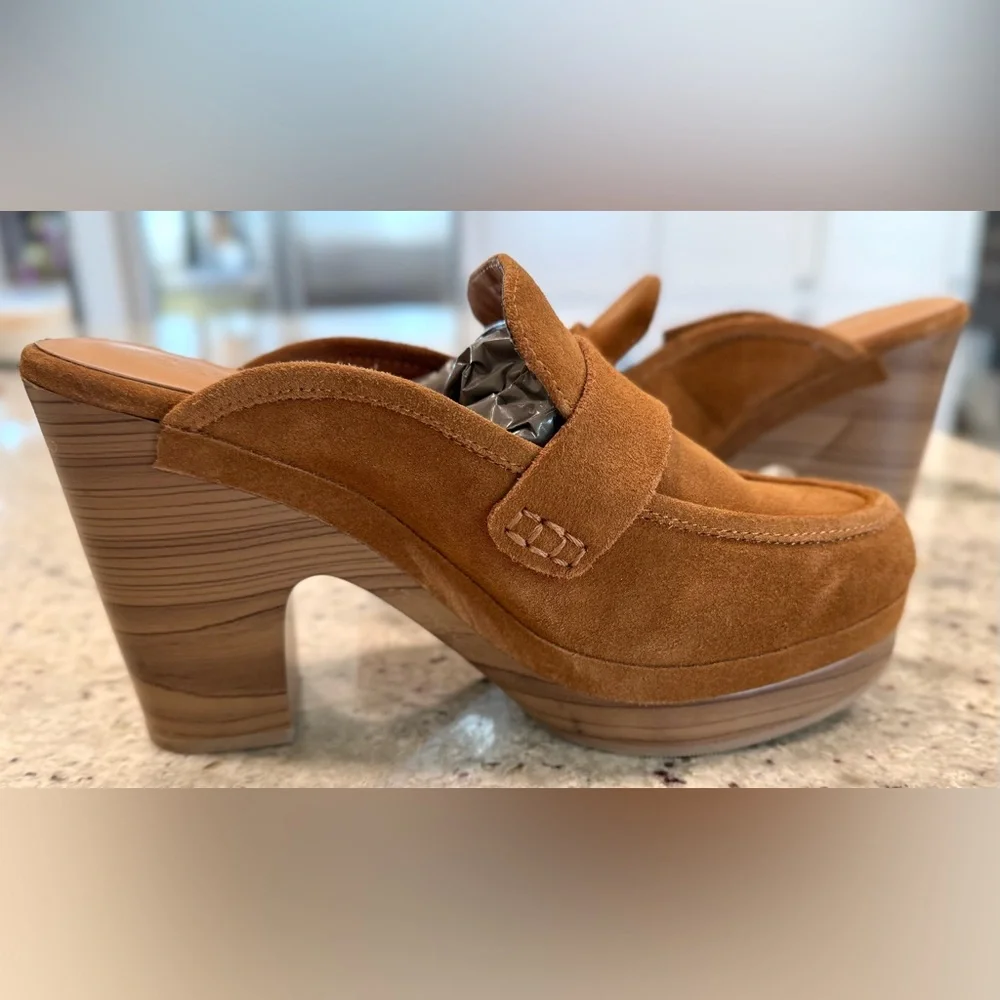 Splendid Super Cute Brown Suede Mules - Picture 5 of 12